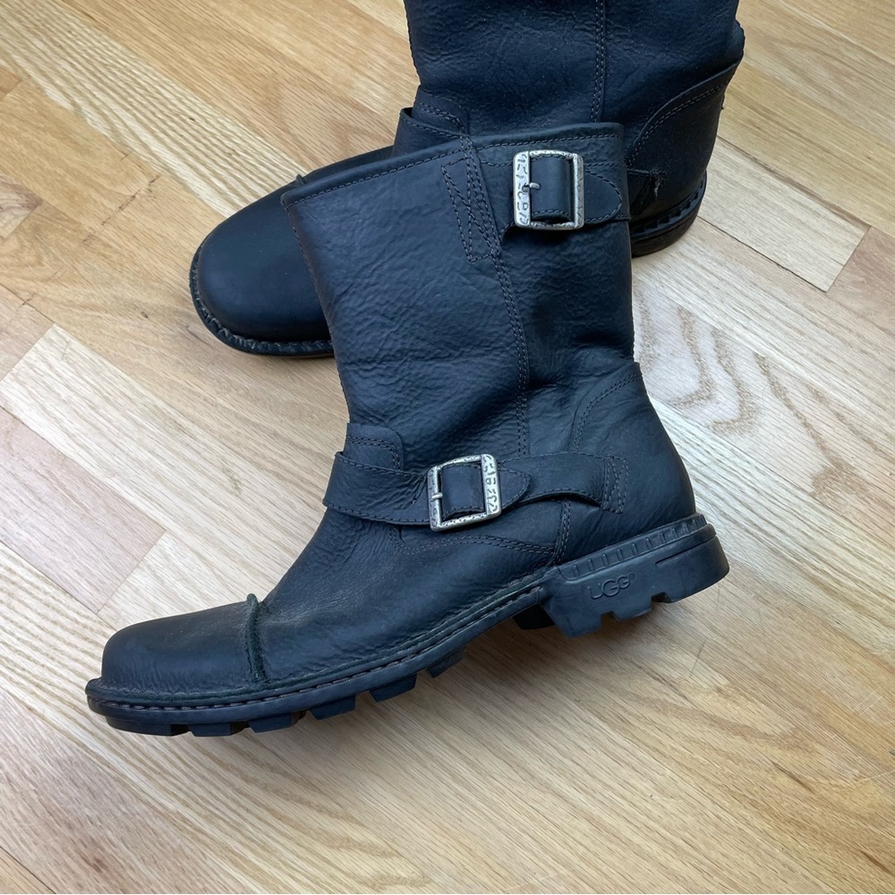 UGG Australia Rockville II Boots Black Rugged Leather Men’s Size 11 S/N 3040